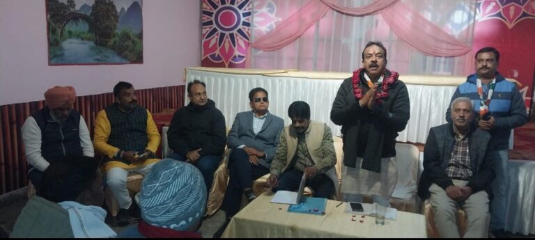 कांग्रेस प्रत्याशी संदीप सहगल  ने 40वार्ड के अधिकृत प्रत्याशीयो के साथ चुनावी रणनीति की तैयार