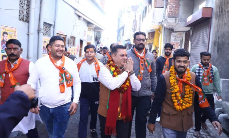 दीपक बाली ने कहा कि मेरा चुनाव तो काशीपुर की सम्मानित जनता लड़ रही है