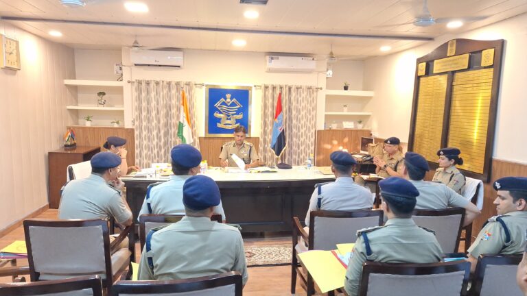 ‘अपराधियों की खैर नहीं, विवेचना में कोताही बर्दाश्त नहीं’: ADG डॉ. वी. मुरुगेशन ने रुद्रपुर में दिए सख्त निर्देश, कानून-व्यवस्था सुदृढ़ करने पर ज़ोर