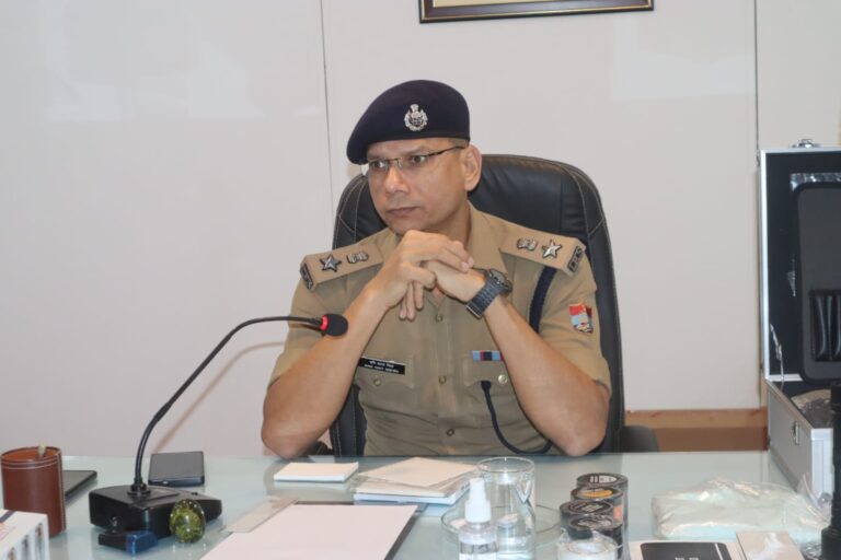 पुलिस महानिरीक्षक कुमाऊं परिक्षेत्र रिद्धिम अग्रवाल के निर्देशन तथा एसएसपी उधम सिंह नगर  मणिकांत मिश्रा की अध्यक्षता में उधम सिंह नगर पुलिस ने की फॉरेंसिक प्रशिक्षण की अनूठी पहल – तकनीकी बिन्दुओं पर जांच कर कसा जायेगा अपराधियों पर शिकंजा ।