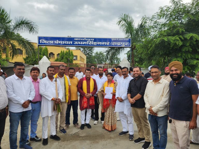 खानपुर पूर्व से भाजपा समर्थित जिला पंचायत प्रत्याशी अमिता विश्वास के नामांकन मे शामिल हुऐ विधायक शिव अरोरा!