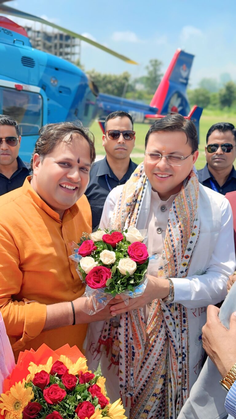 महापौर ने मुख्यमंत्री का किया स्वागत