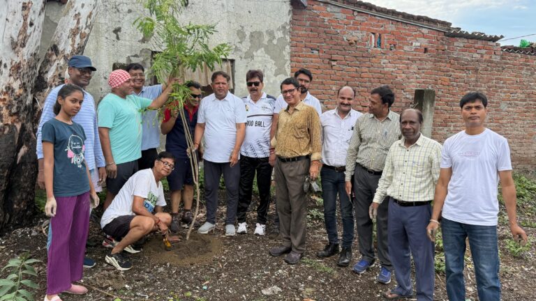 पर्यावरण संरक्षण के लिए सामूहिक प्रयास और जनसहभागिता जरूरीः शर्मा