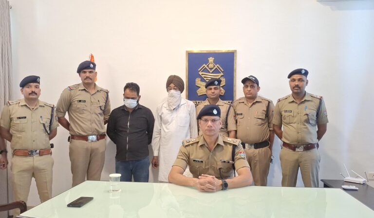 एसएसपी मणिकांत मिश्रा के निर्देशन में कुंडा पुलिस ने चुनावों से पहले संगठित अपराध का किया पर्दाफाश।
