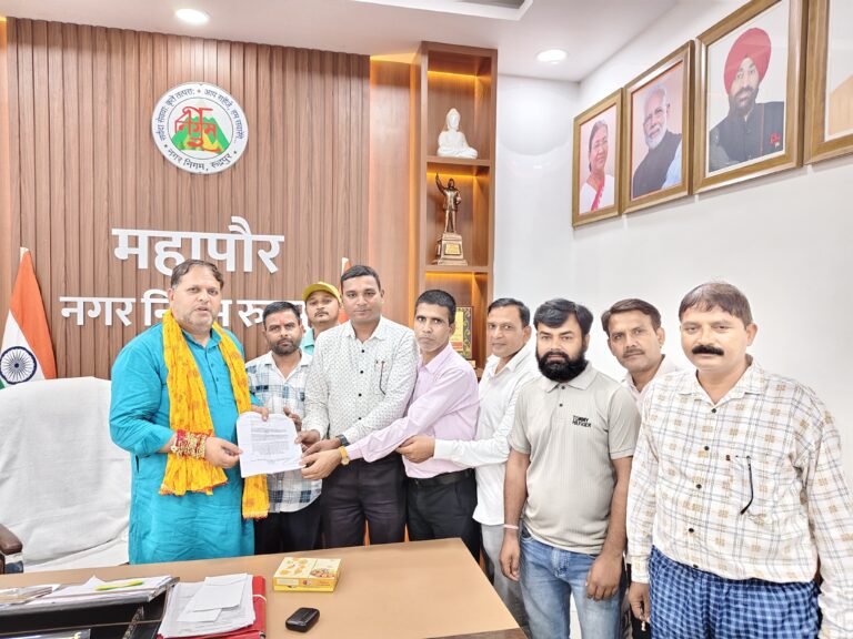 श्रमिकों को न्याय दिलाने को आगे आए महापौर