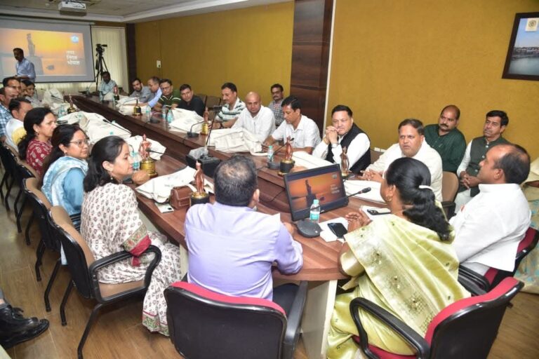 महापौर विकास शर्मा ने भोपाल में मेयर मालती राय से की मुलाकात – ‘स्वच्छ भोपाल-स्वस्थ भोपाल’’ थीम पर प्रजेंटेशन का किया अवलोकन