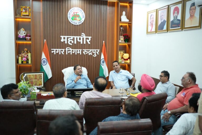 एसएसपी मणिकांत मिश्रा का नशा तस्करों पर बड़ा प्रहार – करीब 10 लाख की स्मैक के साथ 02 शातिर तस्कर गिरफ्तार*
