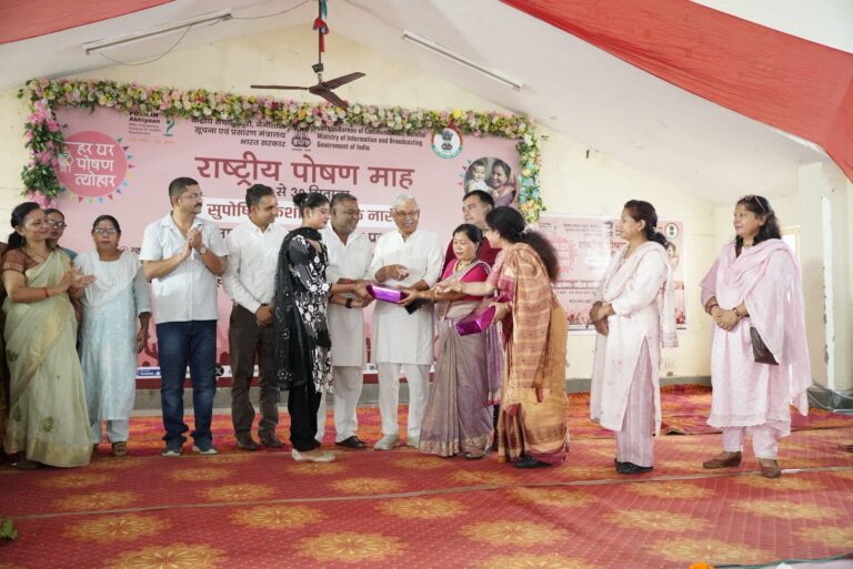 पोषण जागरूकता कार्यक्रम का भव्य समापन: खटीमा में ‘स्वागतम’ गीत का लोकार्पण