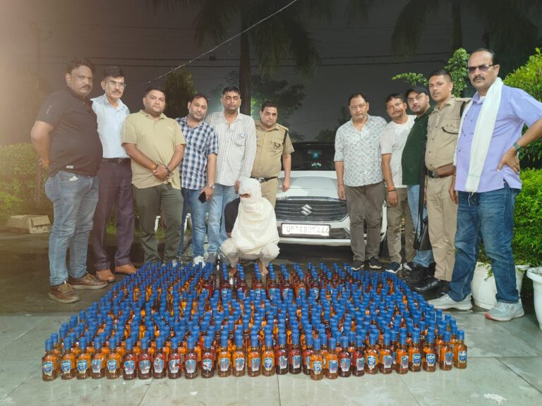 सीमावर्ती राज्य से अंग्रेजी शराब की तस्करी का भंडाफोड़, 11 पेटी अवैध मदिरा बरामद