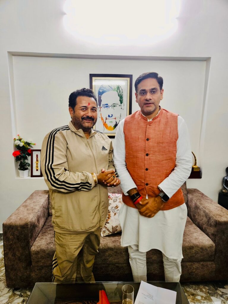 कैबिनेट मंत्री सौरभ बहुगुणा से मिले भाजपा नेता डॉ. के.सी. चंदौला