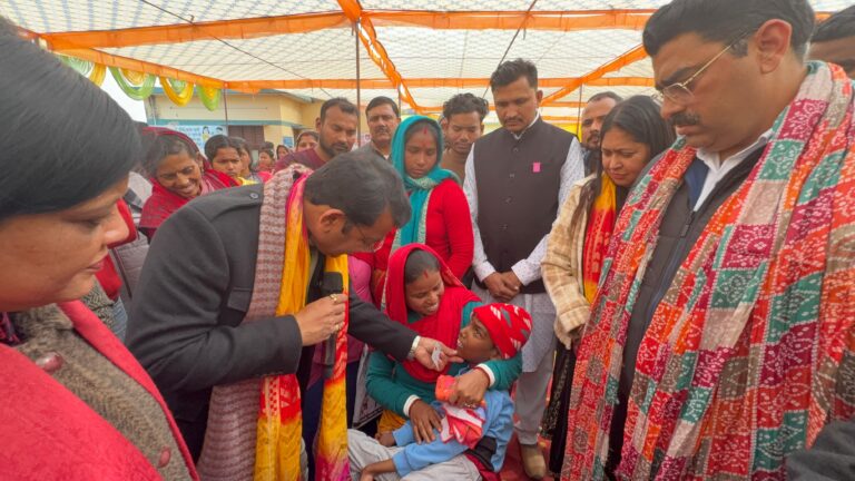 जन जन की सरकार जन जन के द्वार कार्यक्रम मे 13 साल से भटक रहे आनंद खेड़ा निवासी गौतम समुदार के बच्चे का 13 मिनट मे बना विकलांग प्रमाण पत्र, परिवार के चहरे पर दिखी ख़ुशी की चमक