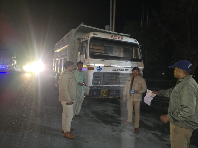 सीएम के निर्देश पर ऊधमसिंहनगर में ओवरलोडिंग के खिलाफ बड़ी कार्यवाई