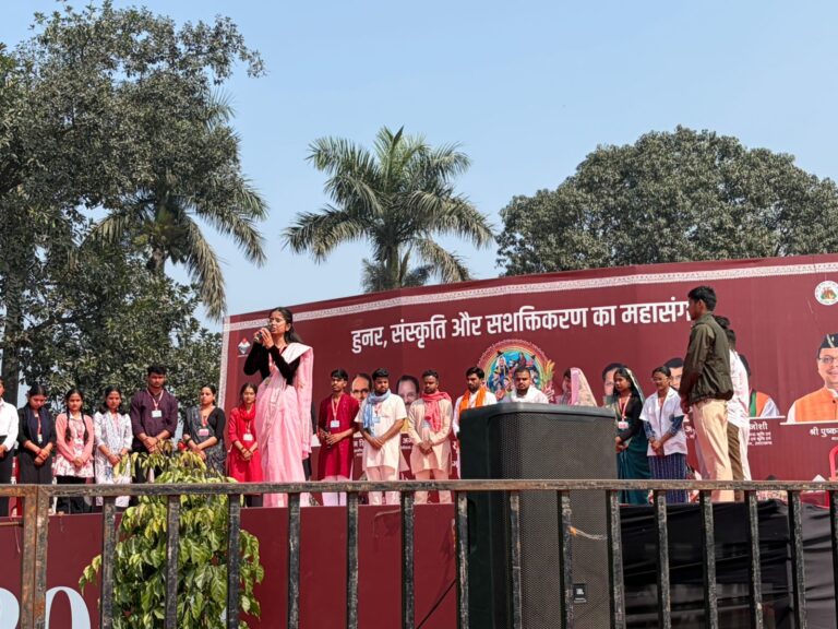 सरस मेले में ‘बेटी बचाओ-बेटी पढ़ाओ’ की गूंज, जागरूकता संग पोषण का संदेश