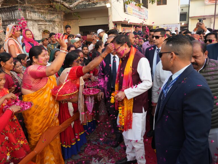 होली हमारी समृद्ध लोक परंपरा और सांस्कृतिक पहचान का प्रतीक – मुख्यमंत्री