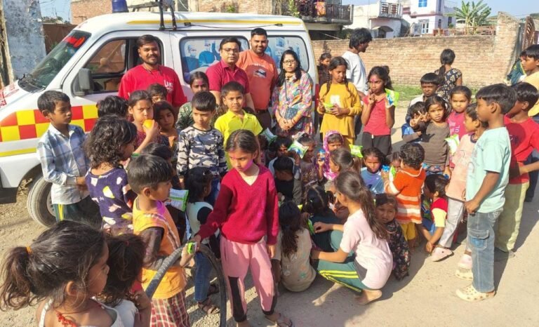 रंगों में घुली सेवा की मिठास: सेवा क्रांति वेलफेयर ट्रस्ट ने जरूरतमंद बच्चों संग मनाई होली