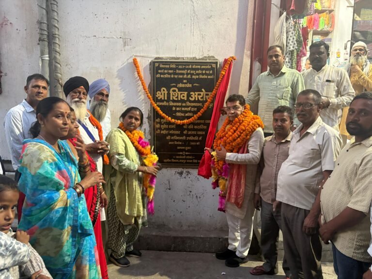 विधायक शिव अरोरा वार्ड न. 12 दूधियानगर रेशम बाड़ी मे 30 लाख से अधिक की लागत से विभिन्न विकास कार्यों का किया लोकार्पण