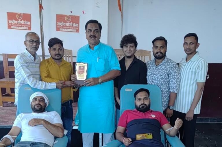 रक्तदान महादान: पूर्व विधायक राजकुमार ठुकराल ने किया रक्तदान शिविर का शुभारंभ, दर्जनों लोगों ने किया रक्तदान