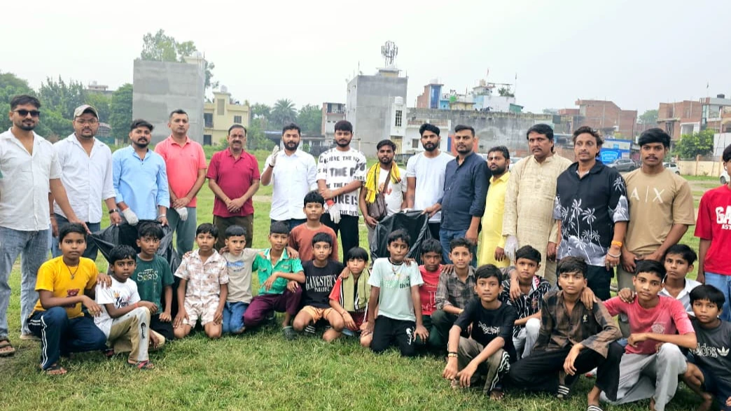 युवामोर्चा ने चलाया वृहद स्वच्छता एवं वृक्षारोपण अभियान