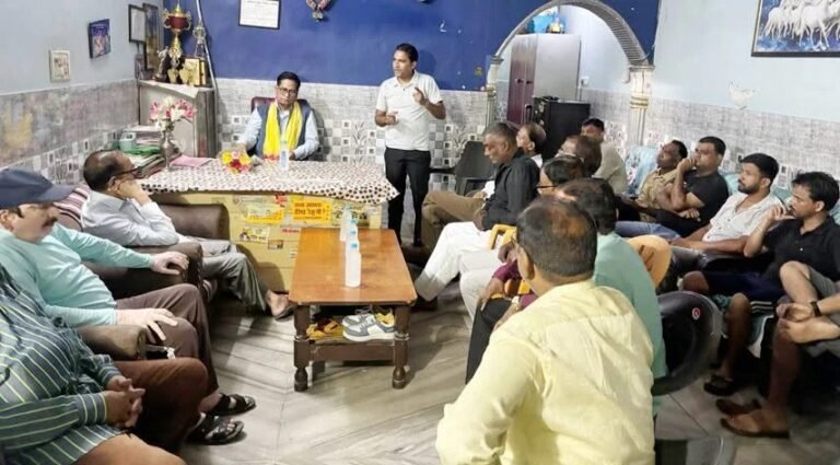 कांग्रेस नेता राहुल गांधी के खिलाफ एफआईआर ने बढ़ाई हल्द्वानी की सियासी गर्मी, अब वाल्मीकि समाज ने खोला मोर्चा