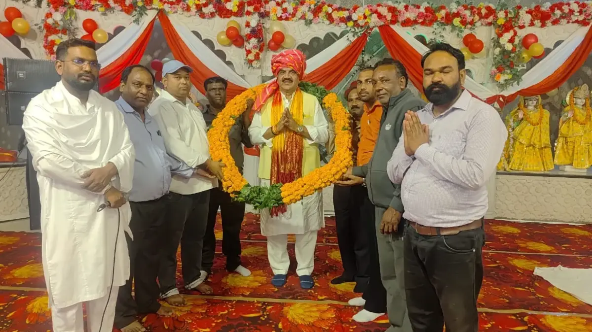 वाल्मीकि समाज के बीच पहुंचे ठुकराल, आयोजकों ने किया गर्मजोशी से स्वागत
